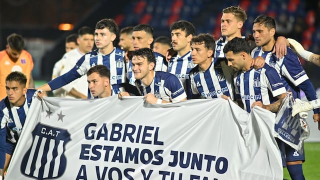 La formación de Talleres que empató con Tigre, y el apoyo a un miembro del staff.