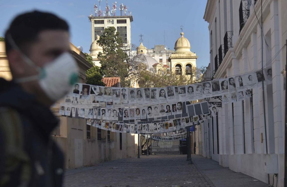Caravanas, homenajes virtuales y actos por el Día de la Memoria en Córdoba