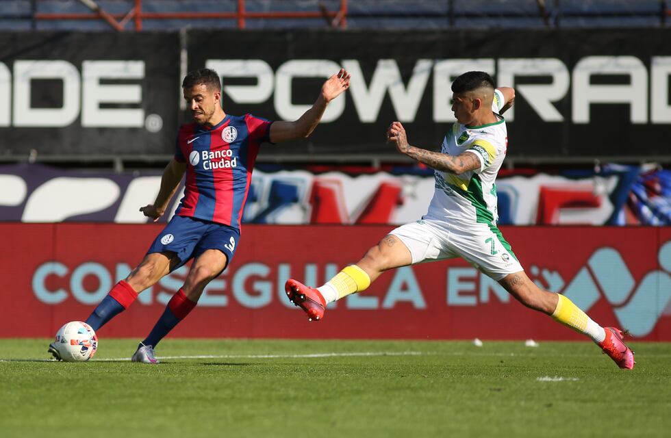 San Lorenzo venció por 2-1 a Defensa y Justicia y se acomoda en la Liga Profesional