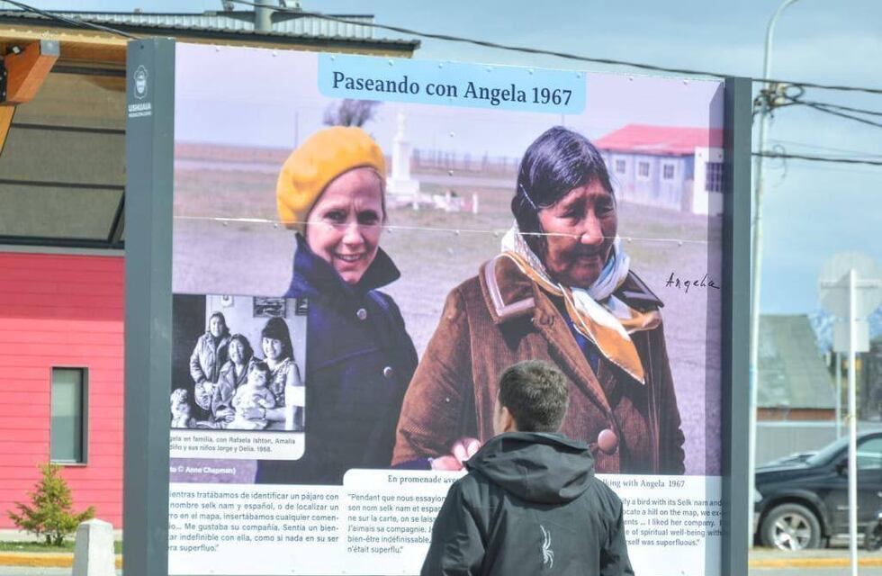 Ushuaia: Muestra fotografía con recorrido por la historia y cultura Selk’nam y Yagan
