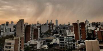 Anuncian que las condiciones meteorológicas empeorarán hacia la madrugada del lunes.