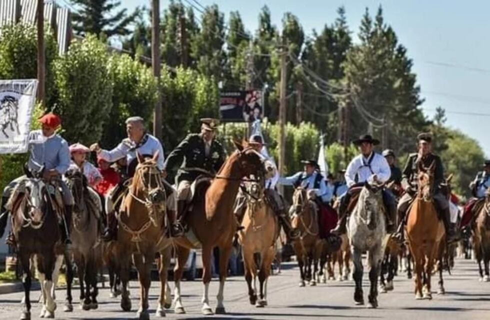 Ser joven, soltera y sin hijos: los polémicos requisitos que piden para la Fiesta Provincial del Caballo en Chubut