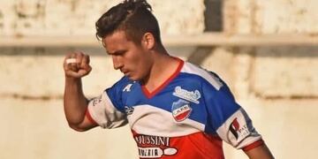 Quique Blanco regresa en Rosario Puerto Belgrano.