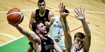 La Gloria viene de ganarle a Weber Bahía por 120 a 66