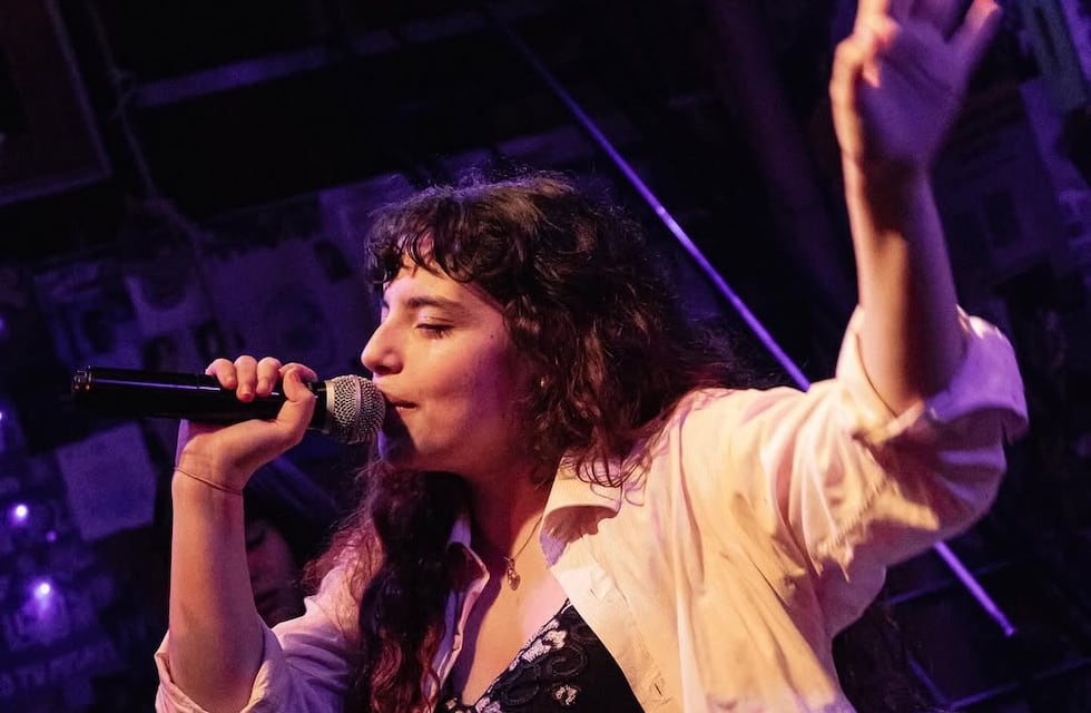 Brillante presentación de Ámbar Carrizzo en “La voz argentina”