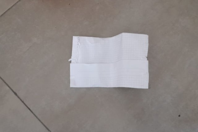 El papel que fue encontrado este jueves en el edificio del SUPA.