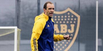 Leandro Somoza pasó por las inferiores de Boca Juniors y fue ayudante de campo en Primera División.