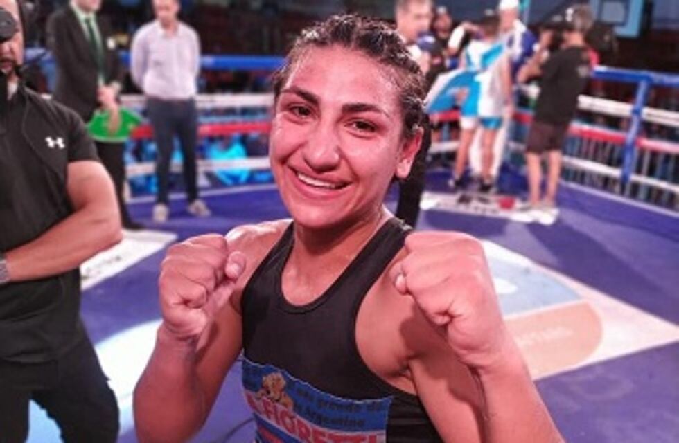 La catamarqueña “Capricho” Romero es Campeona Mundial interina Supergallo de la AMB