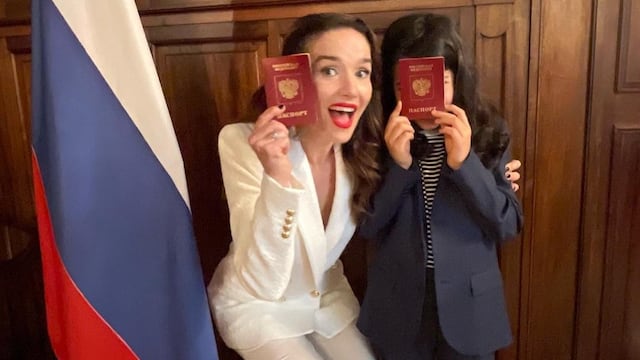 Natalia Oreiro y su hijo Merlín Atahualpa Mollo tienen la ciudadanía rusa. Ahora la cantante se expresó sobre el conflicto.