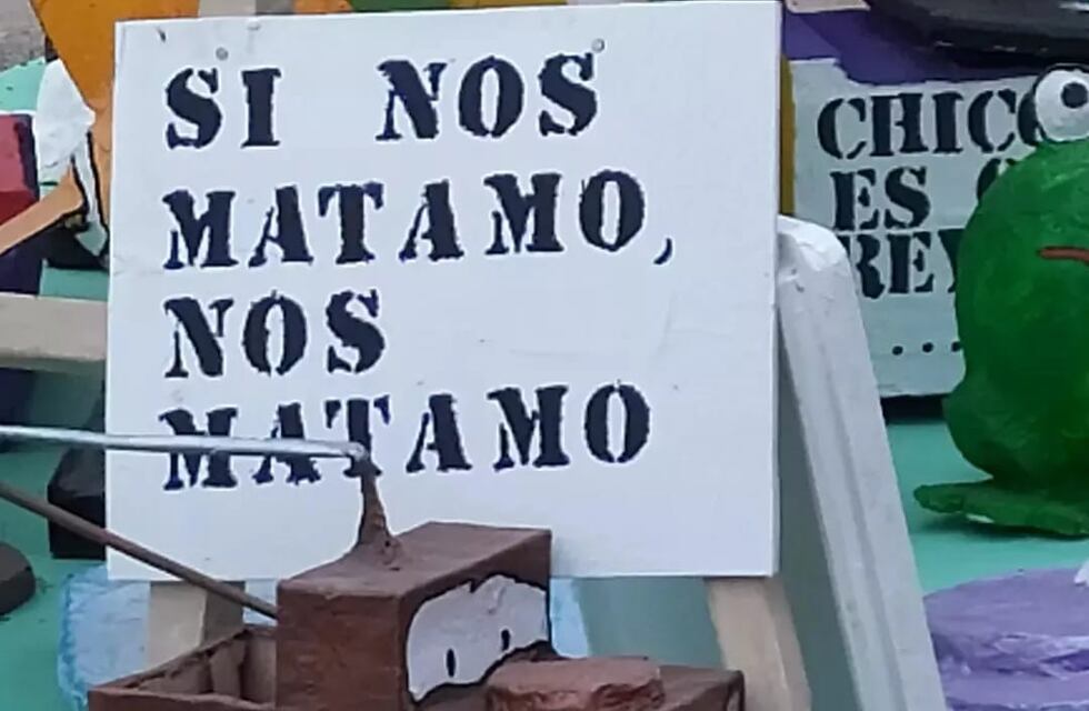 La “Falla Infantil” se sumó al Monumento Fallero 2022