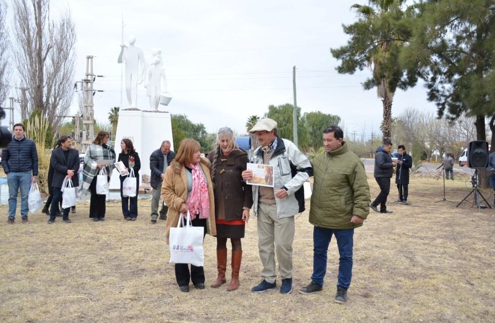 Día del Agricultor: “Necesitamos que las nuevas generaciones se comprometan con el cultivo de la tierra”