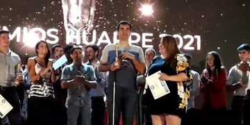 Federico Accardi galardonado con la Cruz al Mérito 2021 como el deportista destacado de Mendoza.