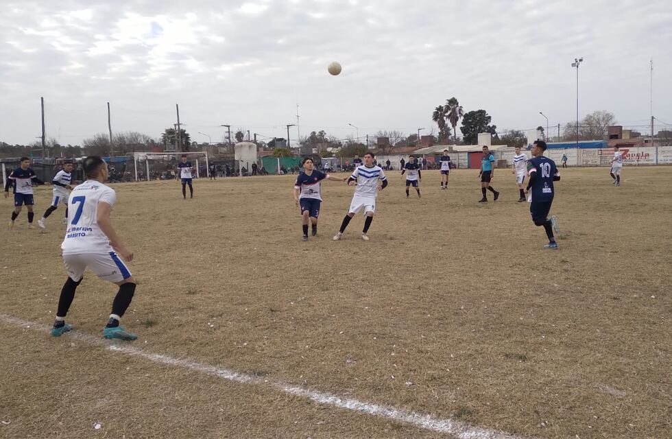 El Sportivo 24 de Septiembre empató con el Club Vélez Sarsfield de Tránsito 1 a 1 por el Clausura de la Oeste