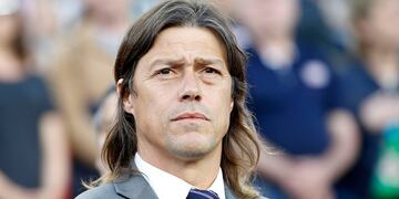 Almeyda y un gestoa para destacar con Ezequiel Cirigliano