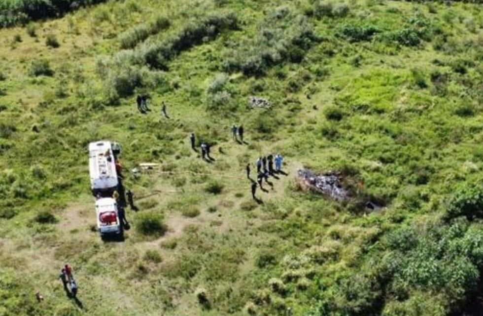 Impactante accidente en Salta: un piloto perdió la vida al estrellarse en una avioneta experimental