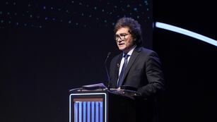 Javier Milei en el debate. Foto. Maxi Failla