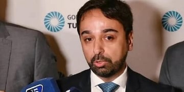 Nuevo secretario de Energía: Martín Viola se suma al gabinete de Jaldo
El mandatario destacó la trayectoria del flamante funcionario y la inversión provincial en distribución eléctrica.