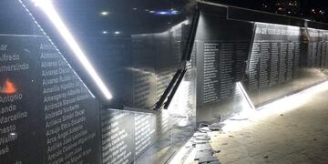 “La Policía de Tierra del Fuego efectuó las pericias correspondientes, contando con el apoyo de las cámaras de seguridad, y se descartó la posibilidad de un acto vandálico”.