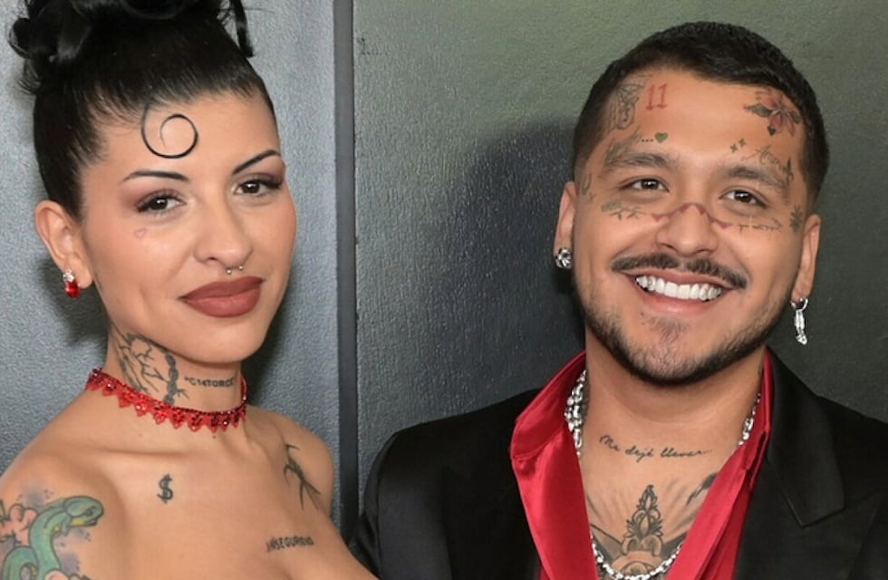 Cazzu y Christian Nodal hicieron su primera aparición en público tras convertirse en padres