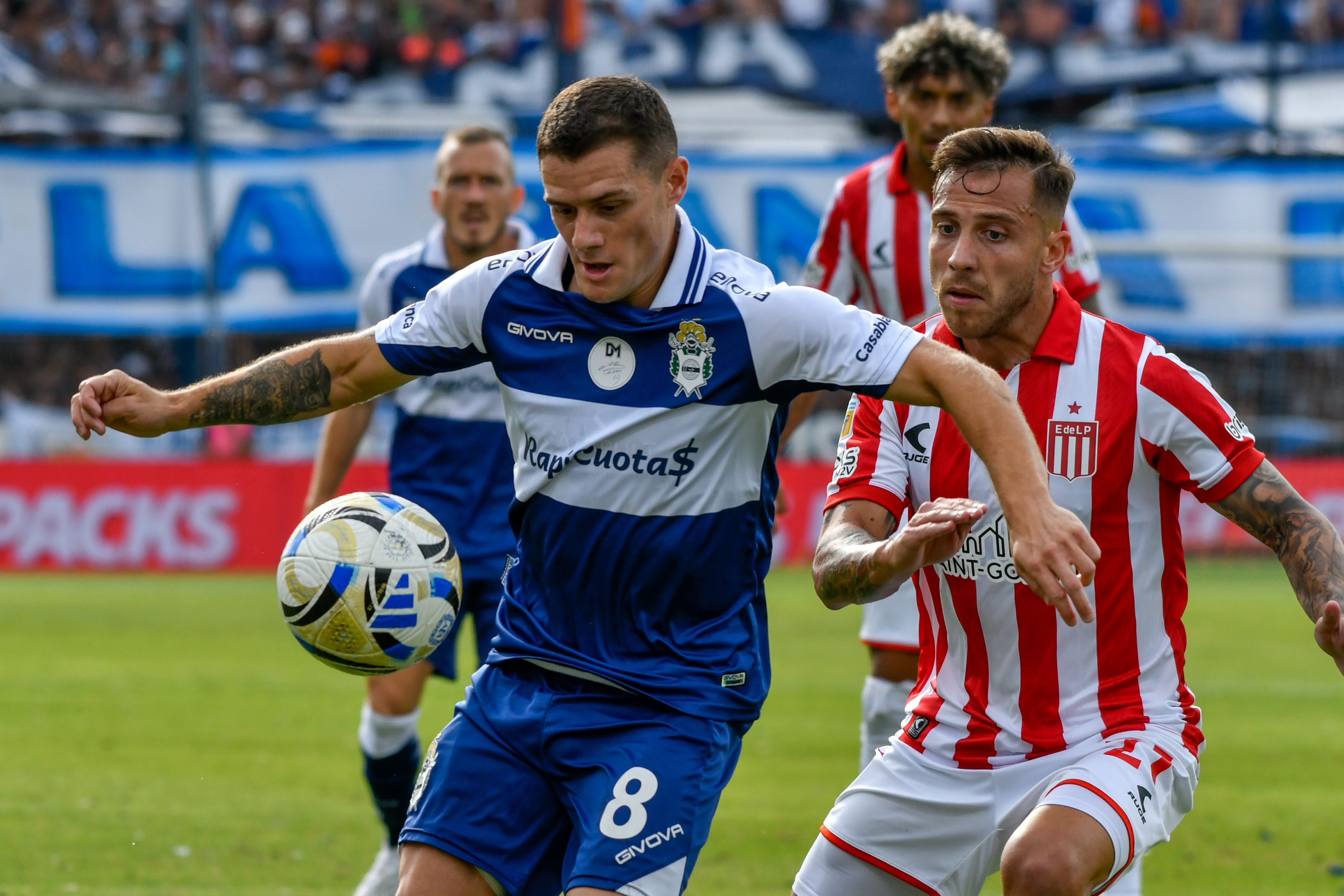 Gimnasia y Estudiantes juegan el clásico de La Plata por un lugar en la final del Torneo Clausura. (Fotobaires)