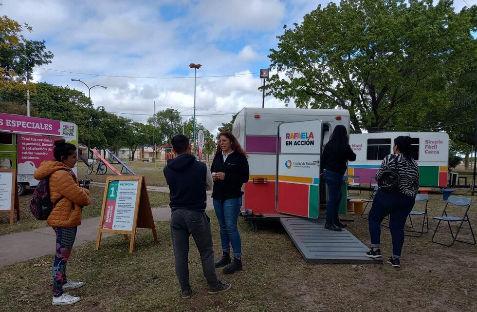 Segunda semana de Rafaela en Acción en la Plaza de la Democracia