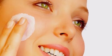 Taller de automaquillaje para mujeres con tratamiento oncológico