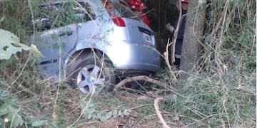 Siniestro vial en Oberá dejó dos heridos de gravedad.