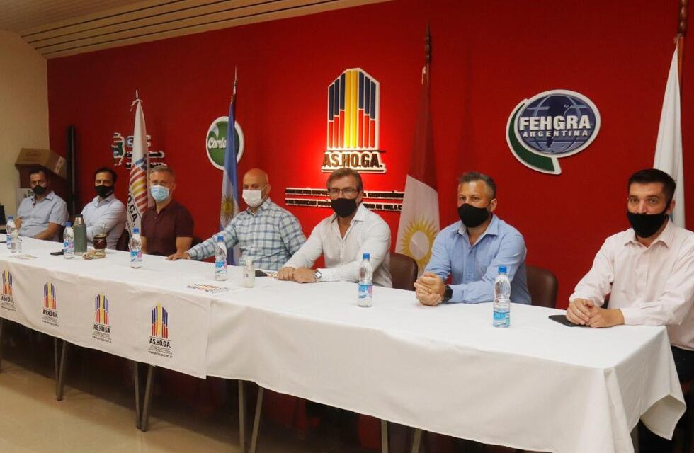 Turismo y protocolos Covid: el municipio de Carlos Paz se reunió con la Agencia Córdoba Turismo y con la asociación hotelera y gastronómica