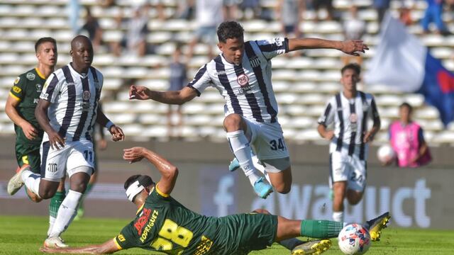 Talleres no se recupera y cae ante Defensa y Justicia en el Estadio Kempes.