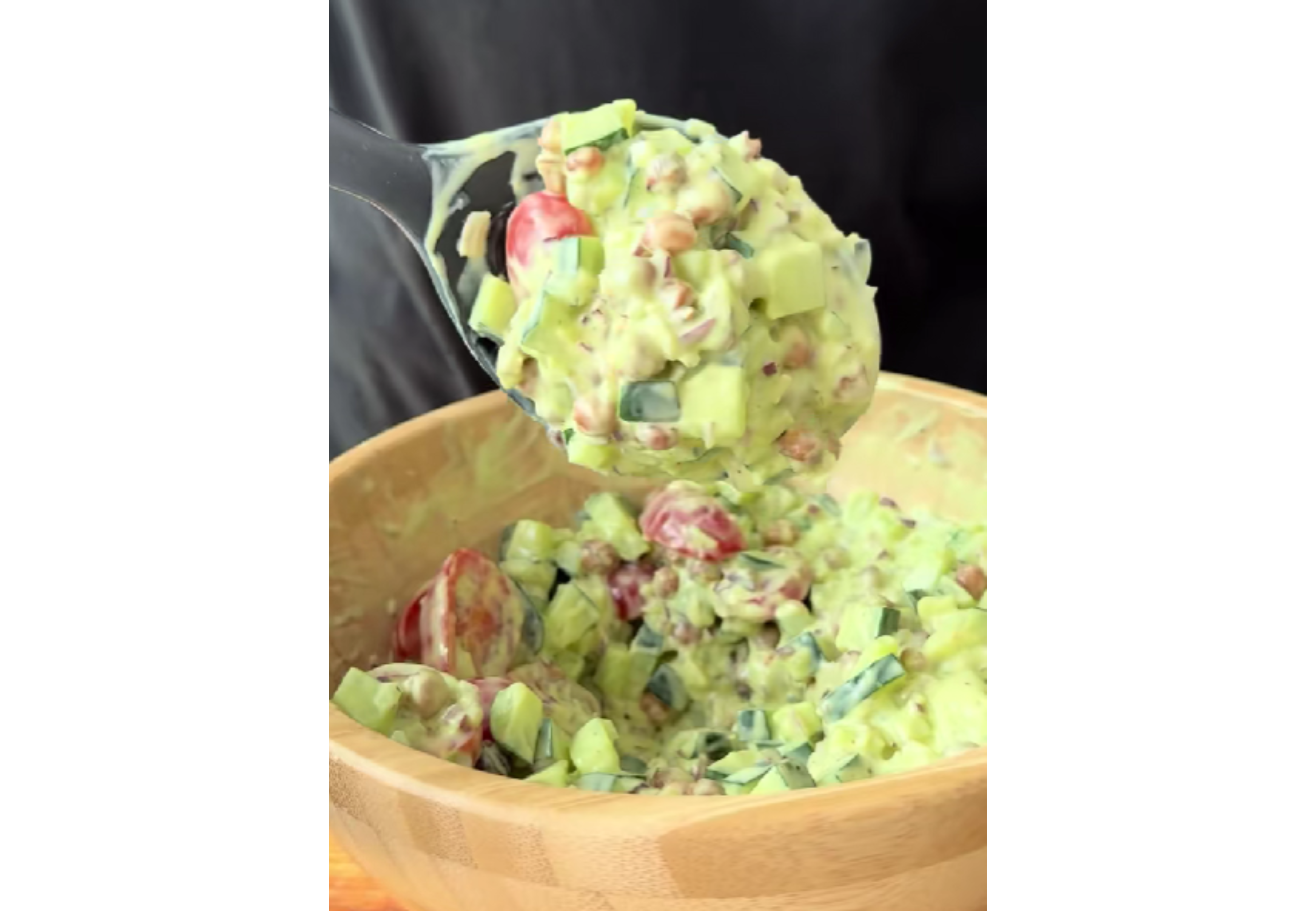 Así queda la ensalada de pepino.