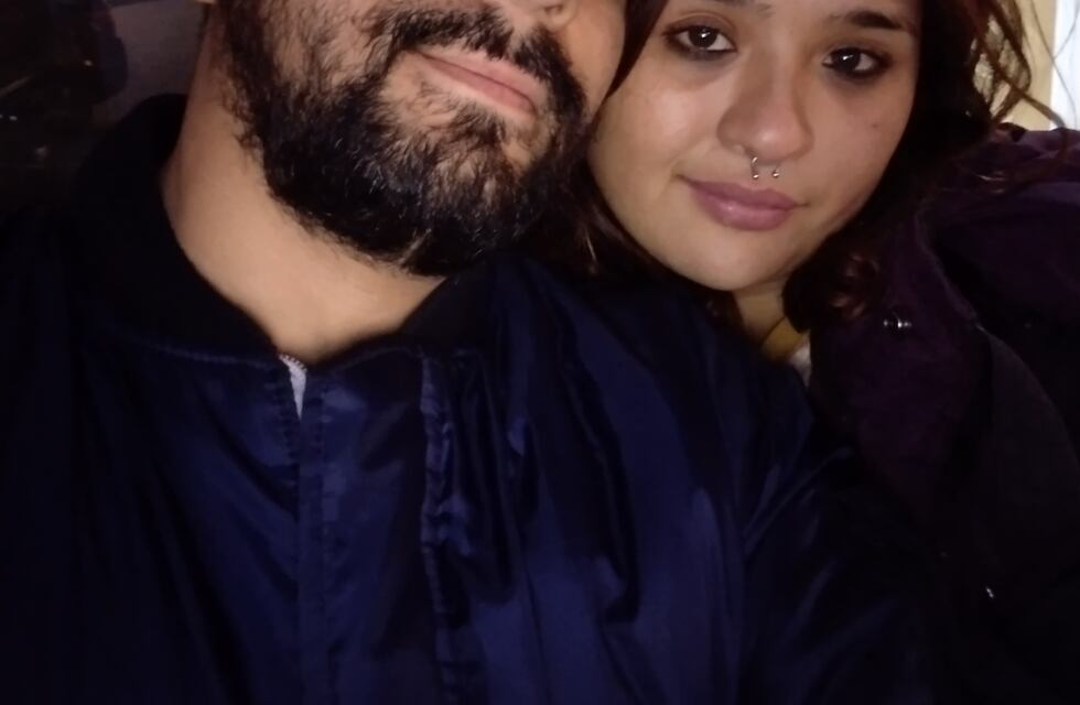 Una familia quedó varada en Comodoro Rivadavia con su mascota: piden ayuda para volver a Salta