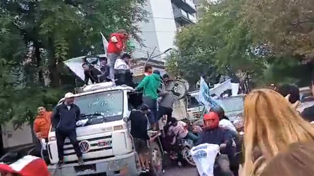 Murió atropellada una nena en plena caravana en Santiago del Estero.