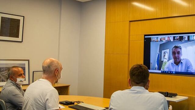 Por video conferencia los intendentes de la Ciudad Autónoma de Buenos Aires, Horacio Rodríguez y de Luján de Cuyo, Sebastián Bragagnolo firmaron un convenio de colaboración. Gentileza Luján de Cuyo