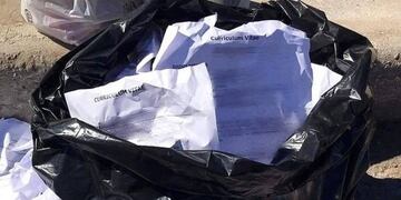 Los currículums que encontró Kaká.