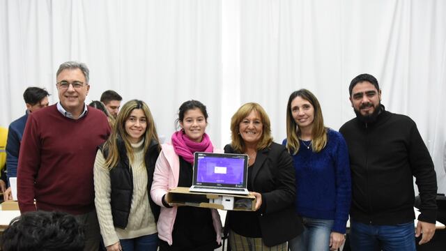Siguen las entrega de netbooks a las escuelas