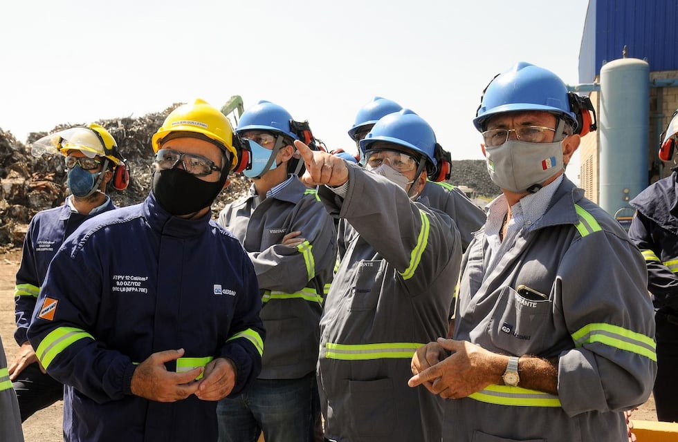 Autoridades provinciales visitaron la acería Gerdau en Pérez