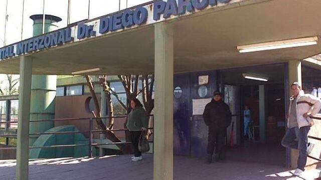 La víctima fue atendida en primer momento en el Hospital Paroissien de Maipú, luego trasladada al Central.