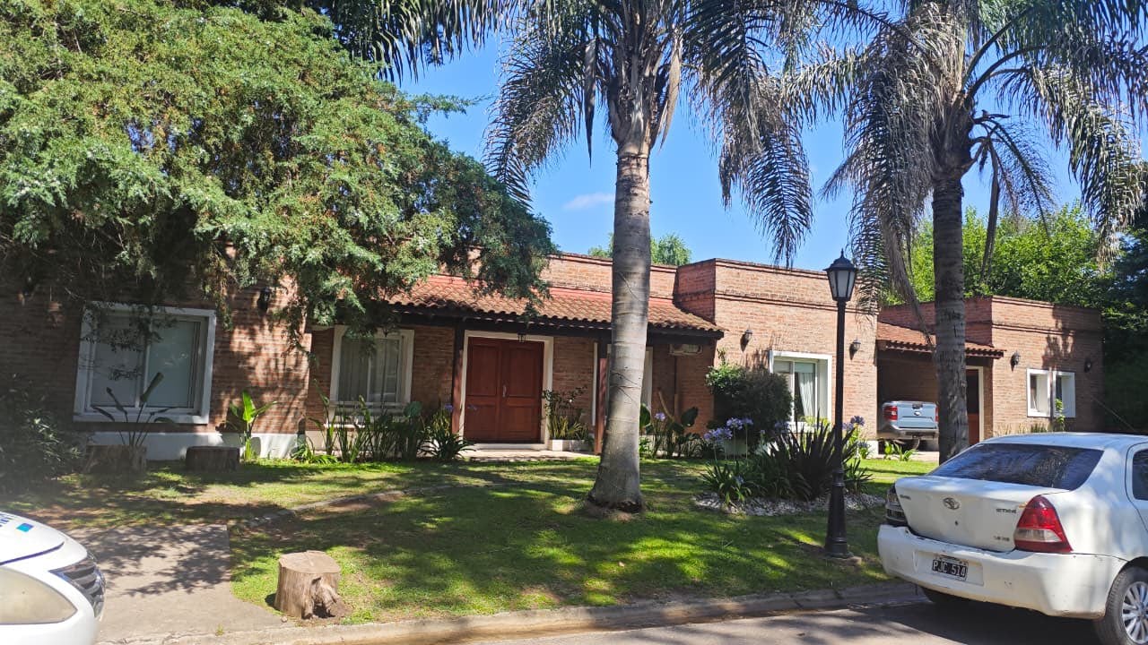 La policía hizo diferentes allanamientos.