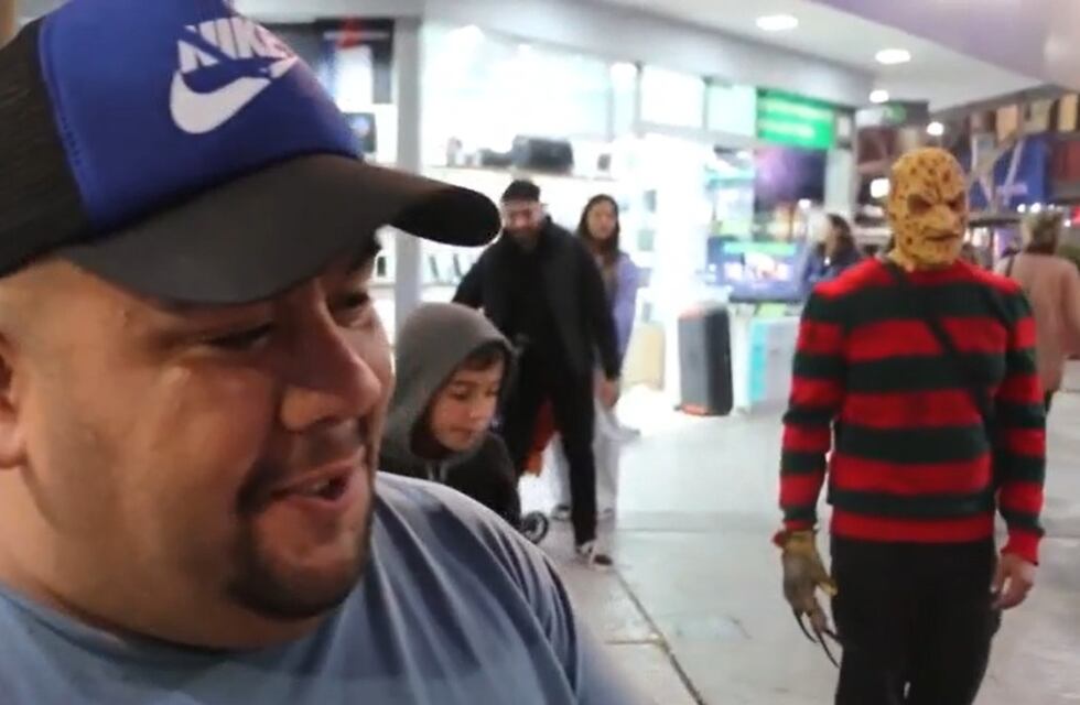 El “taxista” de Villa María tampoco era artesano: habló un testigo que le vendió los muñecos de terror