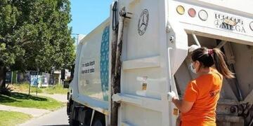 Natalia Monzón es la primera recolectora de residuos de Paraná