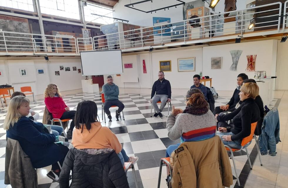 Jornada de capacitación del personal del Pequeño Hogar Municipal