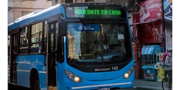 El boleto de colectivo aumenta a partir de este lunes.