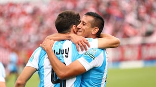 Puro festejo en el estadio “23 de Agosto”. Gimnasia de Jujuy venció con justicia a San Martín de Tucumán este domingo frente a su gente.