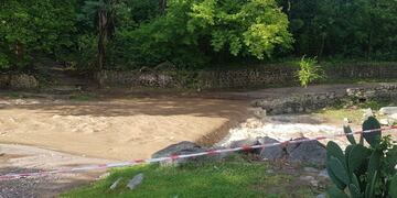 Los ríos crecieron, pero las autoridades evacuaron los balnearios a tiempo.