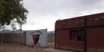 Un histórico club de San Juan podría desaparecer por problemas edilicios.