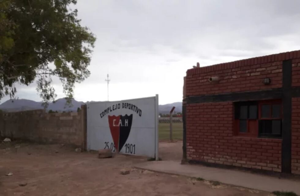 Un histórico club de San Juan podría desaparecer por problemas edilicios