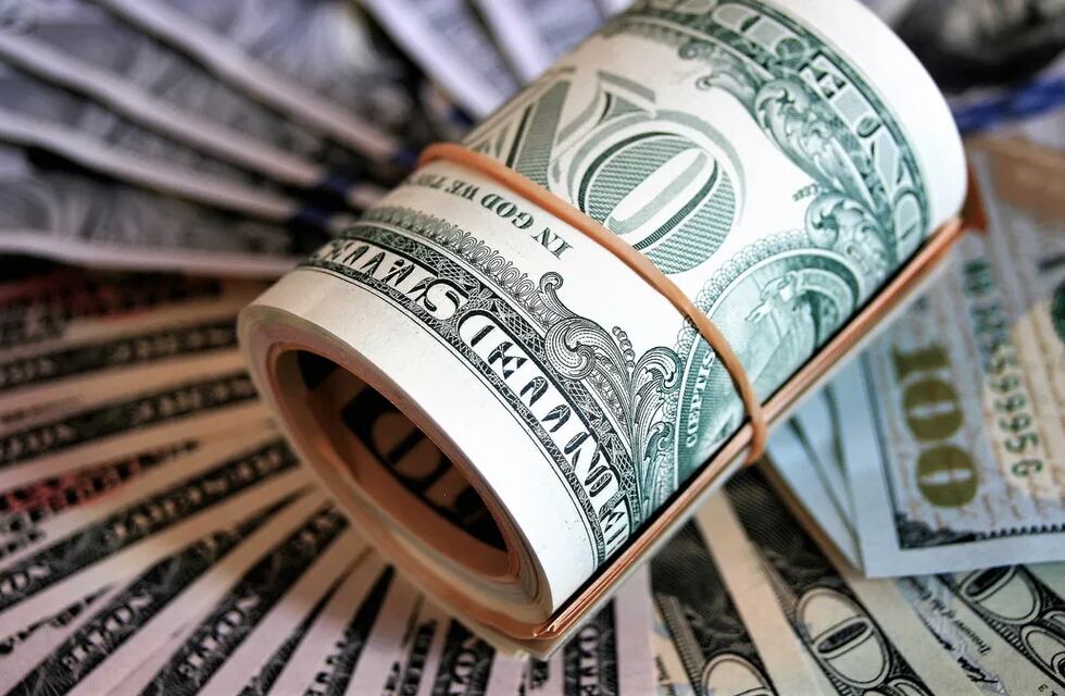 En busca de fortalecer reservas, el Gobierno analiza reestablecer el dólar soja.