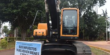 El municipio de Montecarlo contará con una nueva excavadora de orugas.