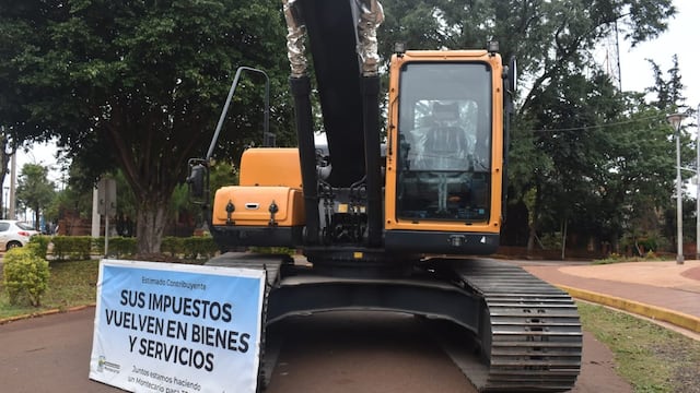 El municipio de Montecarlo contará con una nueva excavadora de orugas.