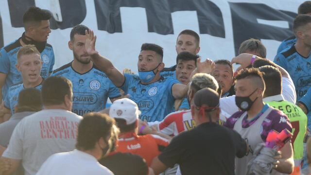 Final bochornoso en Barracas Central. Apoyo de la Liga a uno de sus primeros afiliados.